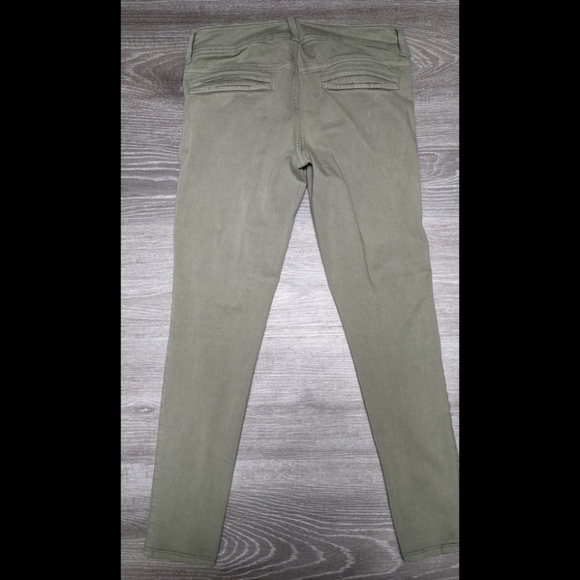 💲[free w/purchase]💲 AMERICAN EAGLE | super sretch pants - Picture 2 of 3